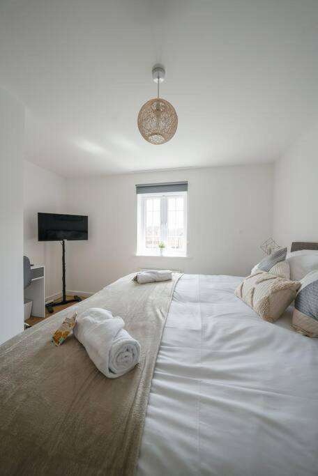 Stylish 2-Bed Home - For Company Contractor And Leisure Stays - Nec, Airport, Hs2, Contractors, Resort World Birmingham Extérieur photo